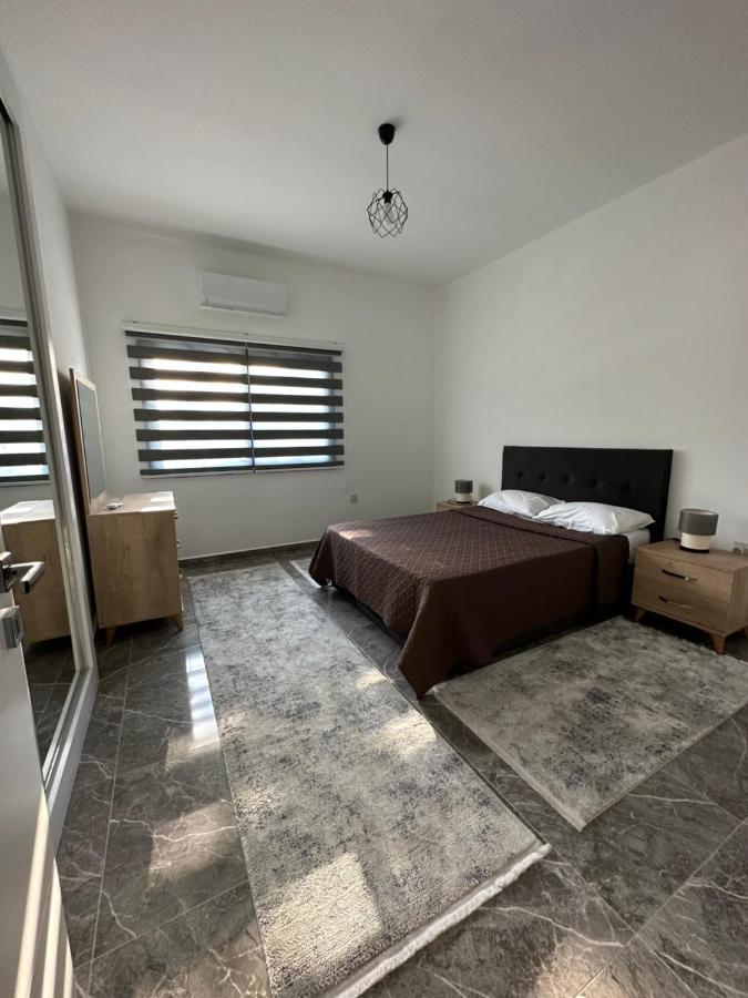 Ozbilge Apartments Kirenia Zewnętrze zdjęcie